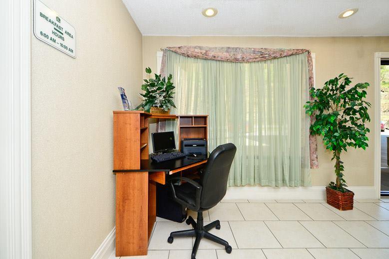 Manchester Heritage Inn & Suites Ngoại thất bức ảnh