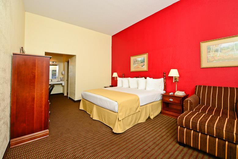 Manchester Heritage Inn & Suites Ngoại thất bức ảnh