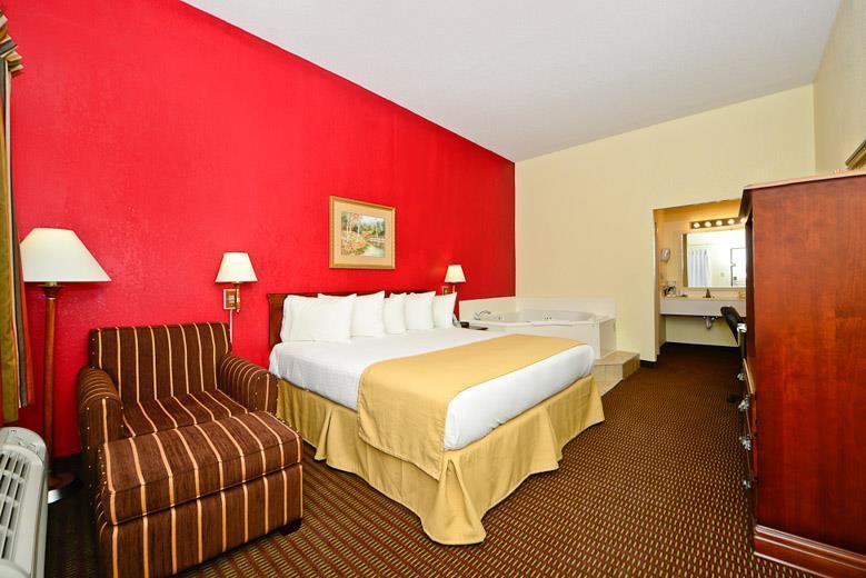 Manchester Heritage Inn & Suites Ngoại thất bức ảnh