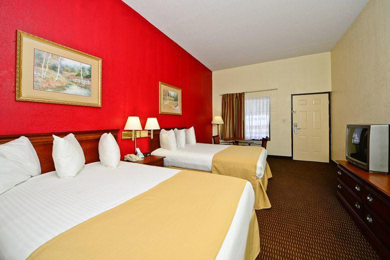 Manchester Heritage Inn & Suites Ngoại thất bức ảnh